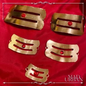 [1.1 CLEARANCE OFFER] Shiva Lingam Idol/Deity Gold Plated Pattai Curve Vibuthi Tripundra Jewellery Bindhi Deco Mad Urban