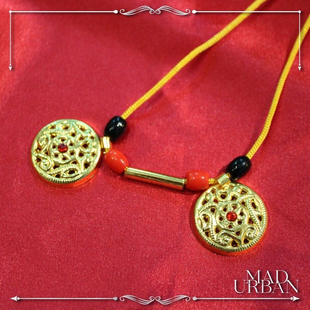 Ambal Amman Alanggaram Nool Pottu Thalli karuppu Sivappu Mani Jewellery Saamy Mangalsutra Mad Urban Deity Ornament